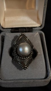 Haunted Ring Contains Powerful Spirit of a Witch named Vesperine