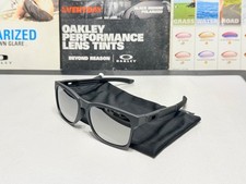 Oakley Catalyst Steel frame w/ Chrome Iridium SKU 9272-03 Oct 2015 56/17 144