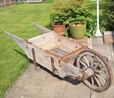rustikale Bauernschubkarre holz