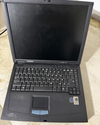 Compaq Armada 110 15'' Laptop Intel Celeron - UNTESTED