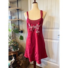 Madison  Max Intimates Red Floral Embroidered Satin Slip Nightgown Small