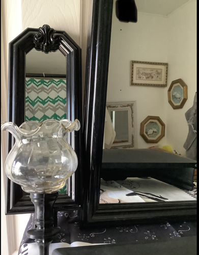 Home Interior - Picture 9 of 17