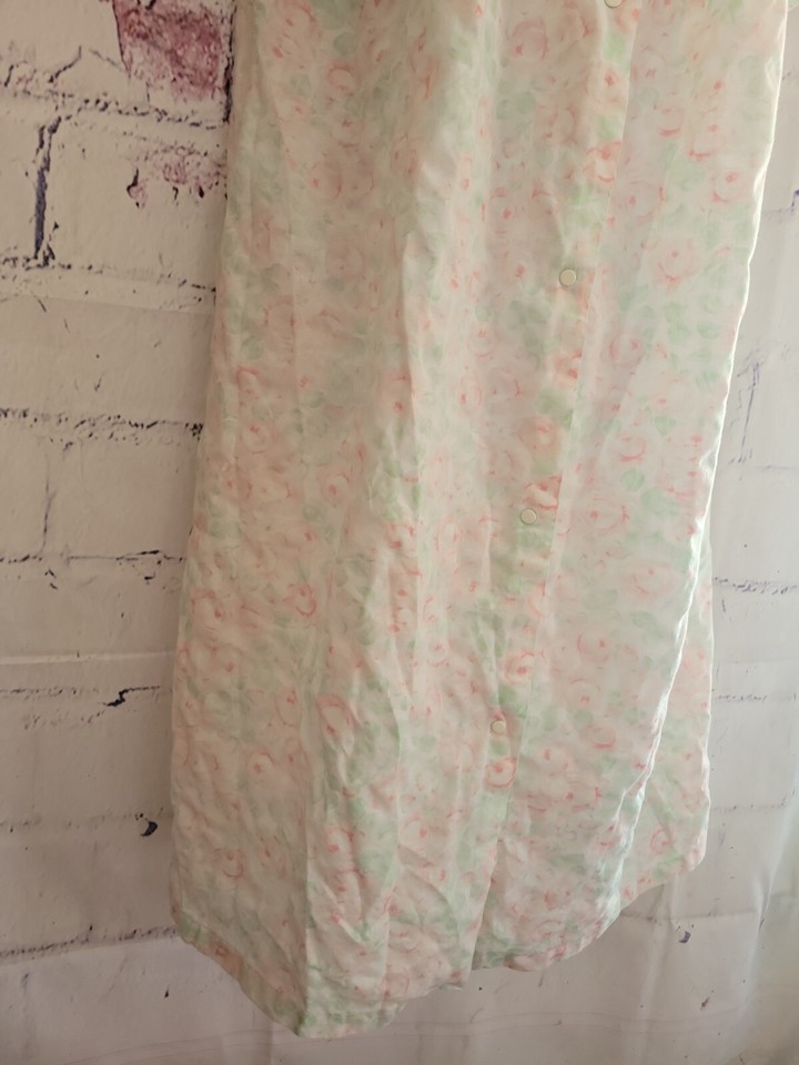 Adonna House Coat Snap Front Floral Robe size Large Cotton Blend Vneck