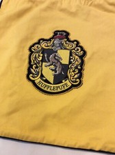 Pottery Barn Teen Harry Potter Crest Pillow Cover 16x16 NWT Square