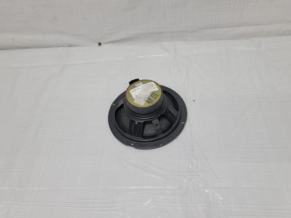 1998-1999 Audi A6 передний левый водитель или правая пассажирская дверь динамик 4B0-035-411A - Изображение 4 из 4