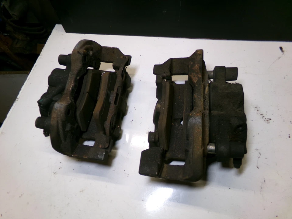 Pinzas de freno delanteras derecha izquierda 51452404 06-11 mercedes-benz w164 ml350 ml500 Foto 4 de 4