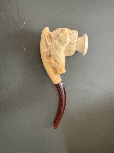 Dog Running Meerschaum Hand Carved
