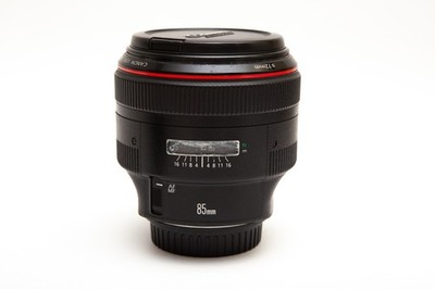 Canon EF 85mm 85 f/1.2L f/1.2 f1.2L f1.2 L USM II - PARTS / REPAIR but WORKS