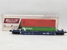 Right of Way APL Liner Train #2050 Husky Stack W/ 2x Containers 3-Rail DAMAGED