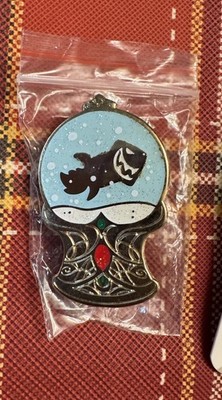 WoWHead Party Rocket Pin Blizzcon CON before Storm Wow Head Warcraft Globe