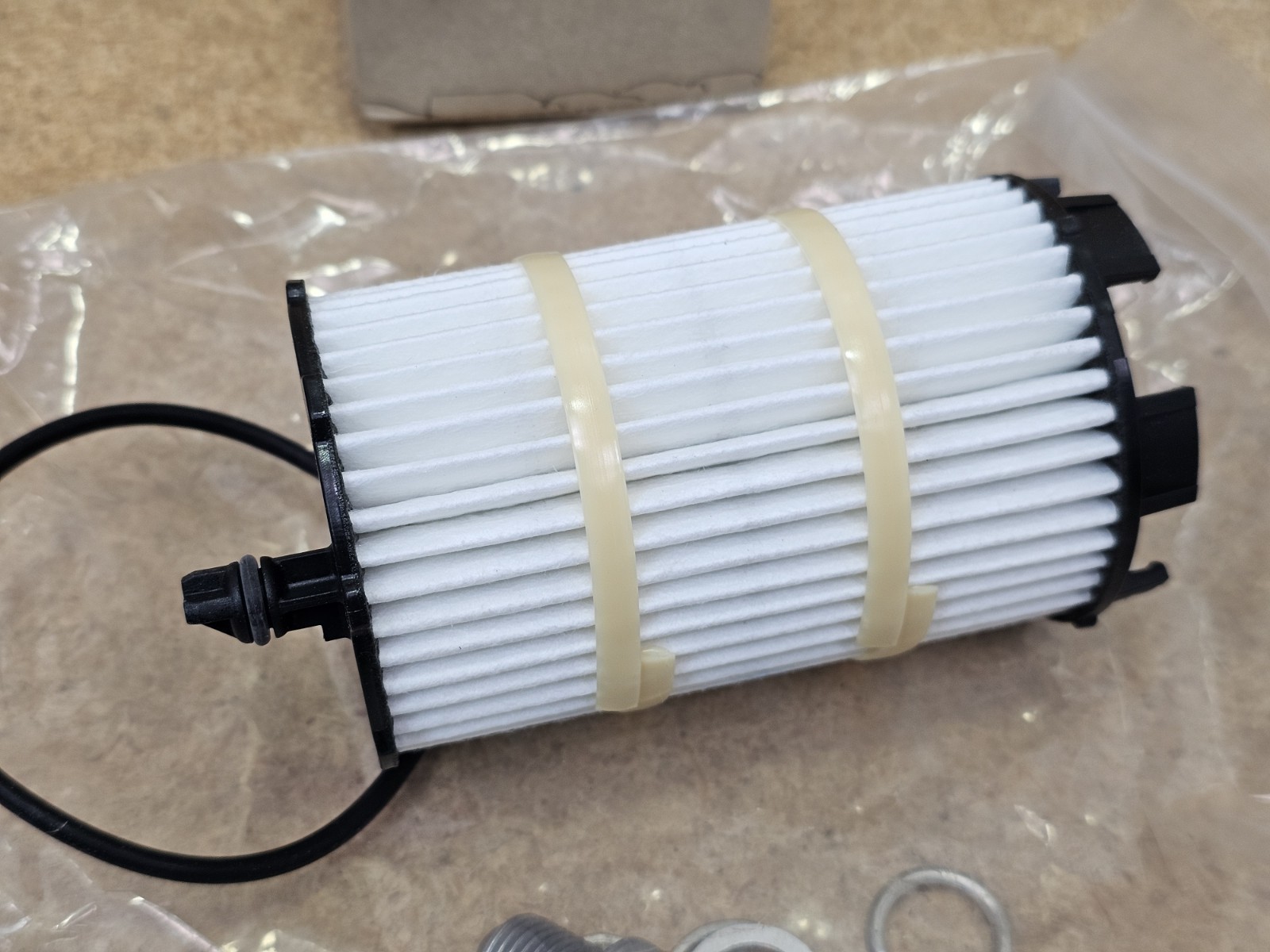 Lamborghini Gallardo 2015 Oil filter P/N 079198405E