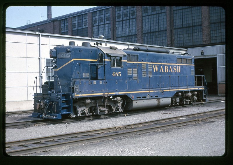 WABASH WAB GP9 485 at Decatur, IL Scene Original Kodachrome Slide