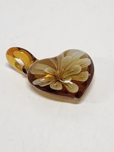 Amber Colored Glass Heart White Flower Inside Fashion Pendant Loop - Picture 13 of 13