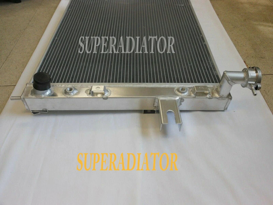 Radiador de alumínio 3 fileiras adequado para Jeep Grand Cherokee 2001-2004 4.7l V8 - Imagem 3 de 4