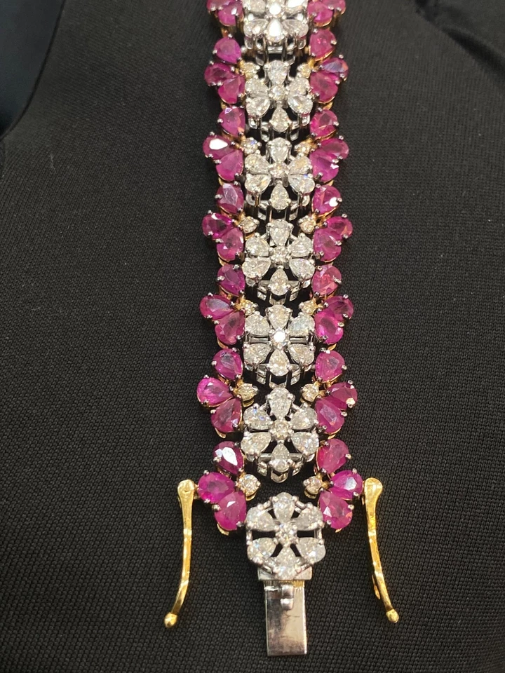 Classy 31.07 Cts Pear Round Shape Natural Diamonds Ruby Tennis Bracelet 14K Gold - Image 3 of 4