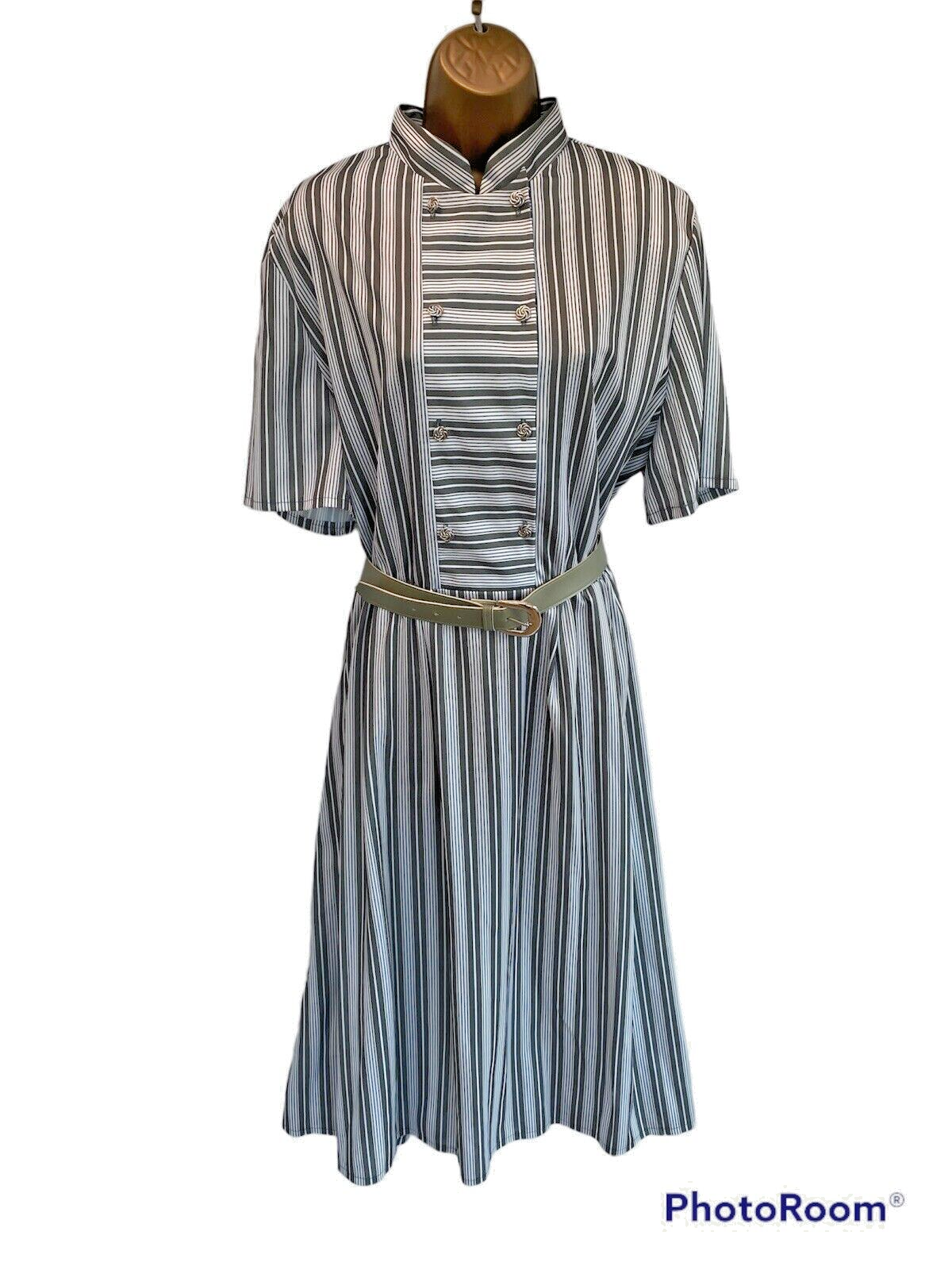 Classics Ladies Day Tea Dress Size 20 Green White Stripe Belted