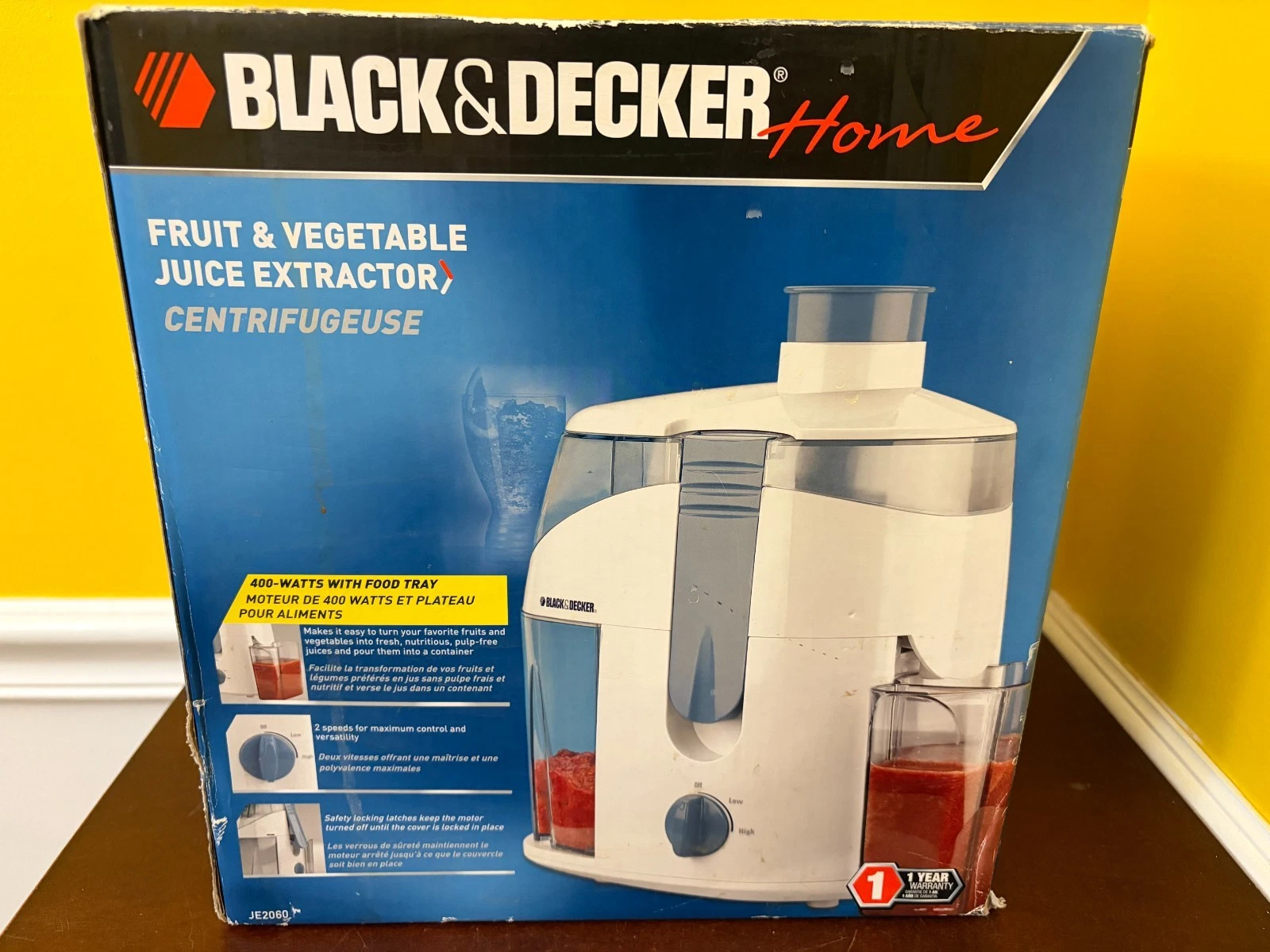 New 2007 Black & Decker Home Health Fruit & Vegetable Juice Extractor JE2060