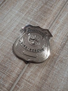 Metal Volunteer Fire/Rescue Badge/Clip