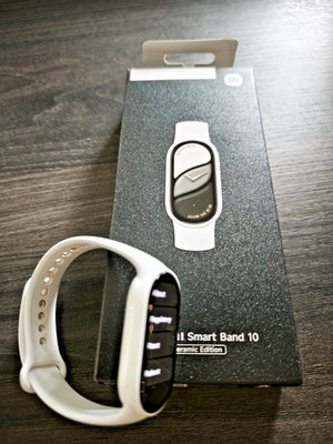 Xiaomi Smart Band 10 Ceramic Edition, Smartwatch, 1,72'' AMOLED Display
