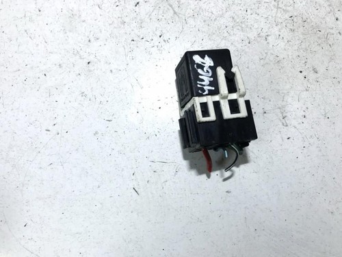 a0025421319 Relais, Arbeitsstrom v23134b52x336  v23134-b52-x336 M DE665013-45