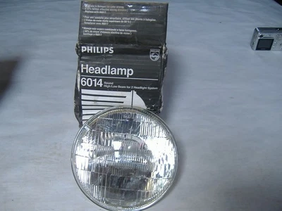 PHILIPS 6014 12V LOW HIGH BEAM HEADLIGHT   #171 - Image 1 of 4