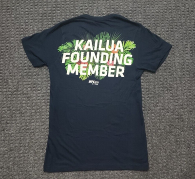 [新品]UFC GYM Hawaii ハワイ　BJ PENN Tシャツ　メンズM UFC MMA Gym Men's Small Dark Blue T Shirt BJ Penn Founding Member