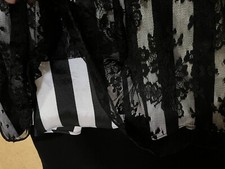 GORGEOUS SHEER BLACK LACE OVERLAY BLK&WHT SOFT JERSEY SKIRT WORK PARTY DRESS 38