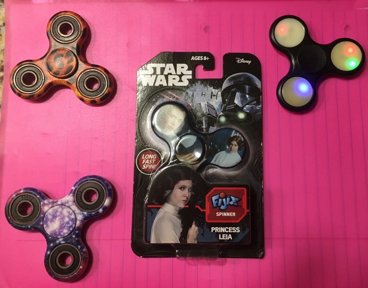 Fidget Spinner Lot of w/ New FIJIX PRINCESS LEIA Disney Star Wars  lighted +2