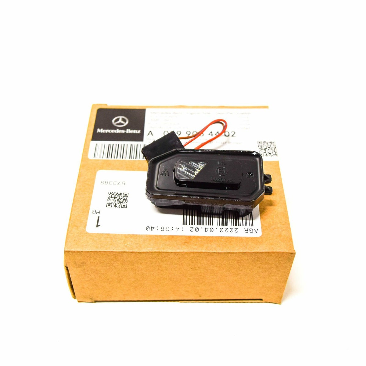 NEW MERCEDES-BENZ C-CLASS W205 FRONT RIGHT WING MIRROR LIGHT