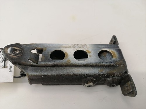 Mercedes-Benz E W123 1980 Vordere Rechte Türanschlag Riemen Stopper PUM40297