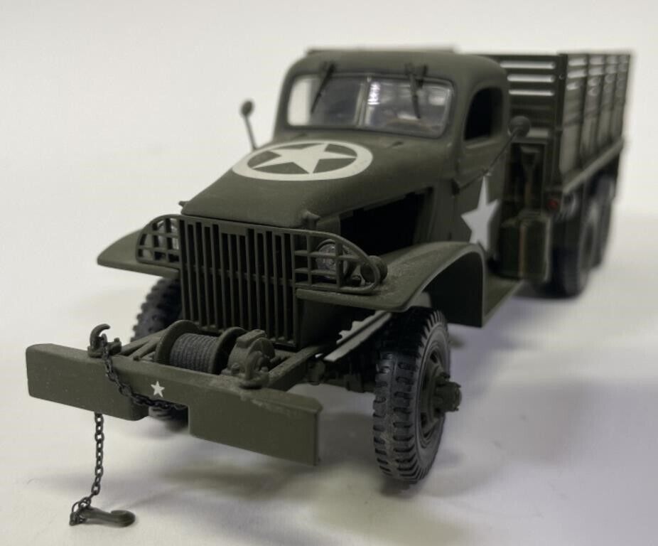 1943 Minichamps GMC CCKW 353 B2 Flatbed - Missing Left 1943 Minichamps GMC CCKW 353 B2 Flatbed - Missing Left