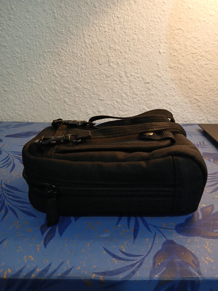 Pearstone Onyx 220 Camera Pouch (4.5 x 2.7 x 1.8", Black) - Image 3 of 4