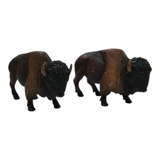 Mojo American Bison Buffalo Wild Life 2010 Figures Hand Painted Realistic Toys