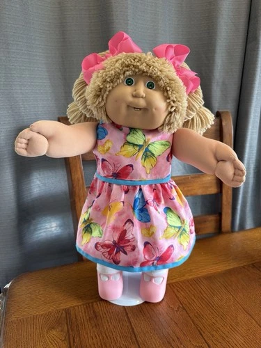 1980s Cabbage Patch Kid Blonde Lions Mane Green Eyes Two Teeth Butterfly Dress