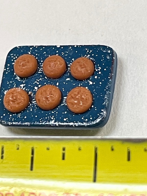 blue speckled muffin pan for miniature dollhouse New and Vintage 1/4" scale?
