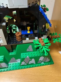 LEGO 6079 System Castle Dark Forest Fortress In 1996 Retired Comp with Manual