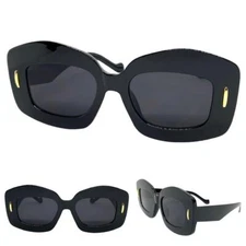Oversized Exaggerated Vintage Retro Style SUNGLASSES Large Black Frame Dark Lens