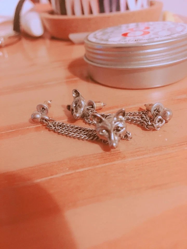 ASOS Ohrringe Ohrstecker Tiermotiv Silber mit Kette, unisex Fox Animal Style - Bild 2 von 2