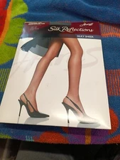 Hanes Silk Reflections 718 Silky Sheer Control Top Reinforced Toe Size AB