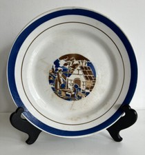 Assiette publicitaire Amieux Frères décor de Bretonnes au lavoir Collection PUB