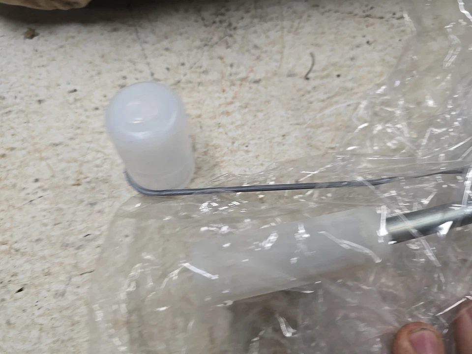 Ford Mustang 1970, Mercury Cougar unidad de envío de combustible FG86C Foto 2 de 4