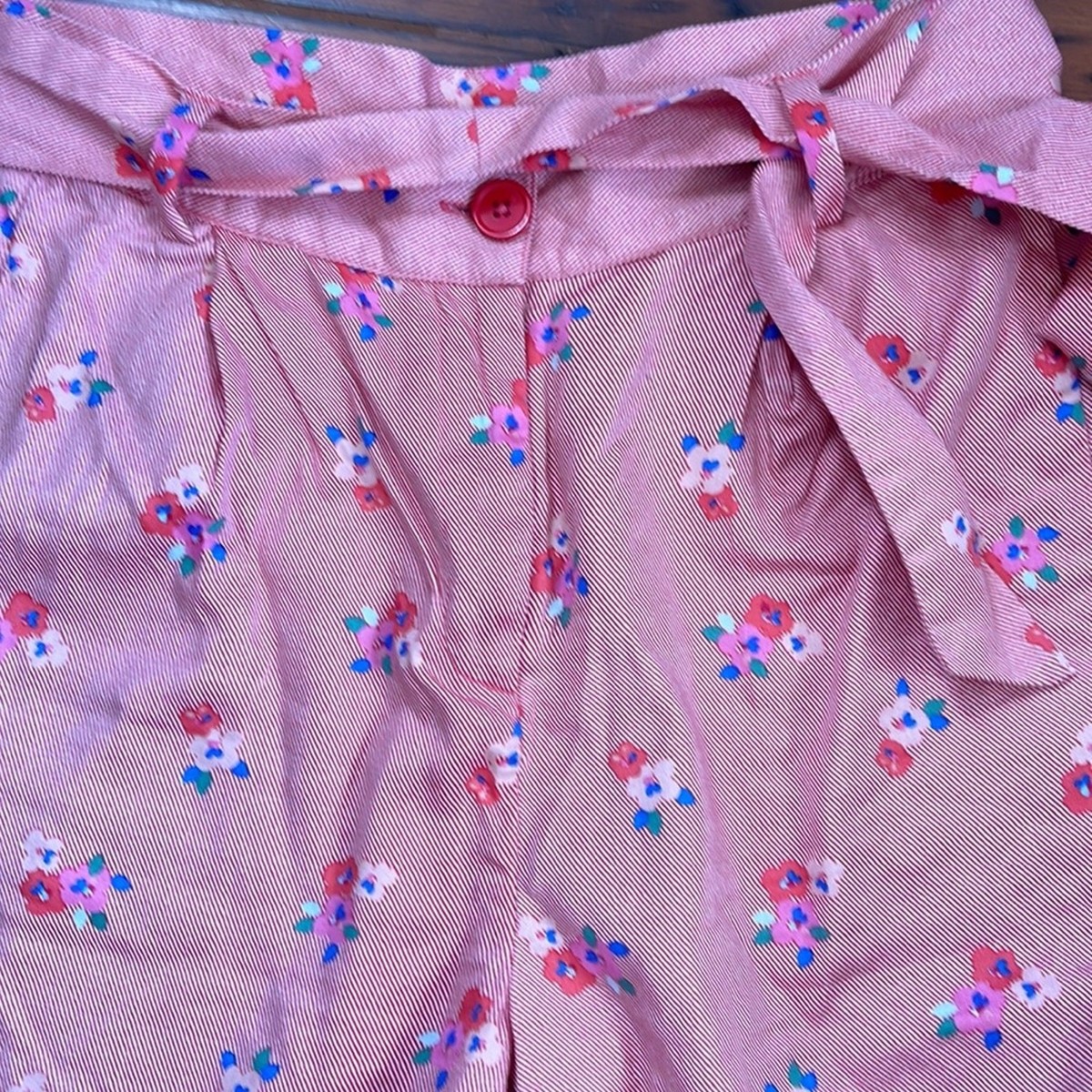 Cath Kidston hi rise pleated floral print belted shorts sz UK10/US6 View 4