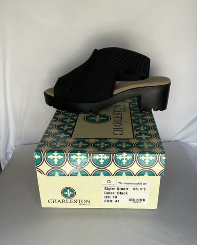 BNIB Charleston Shoe Co. Stuart Lug Sole Sandal Black