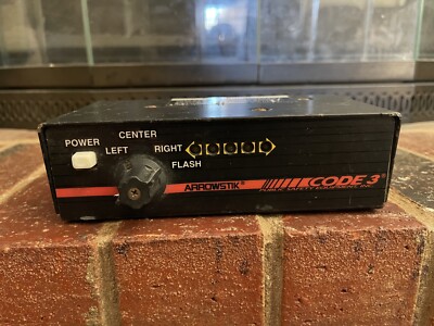 Code 3, 020667, PSE Light Bar Controller Control Box Arrowstik Flash 7410