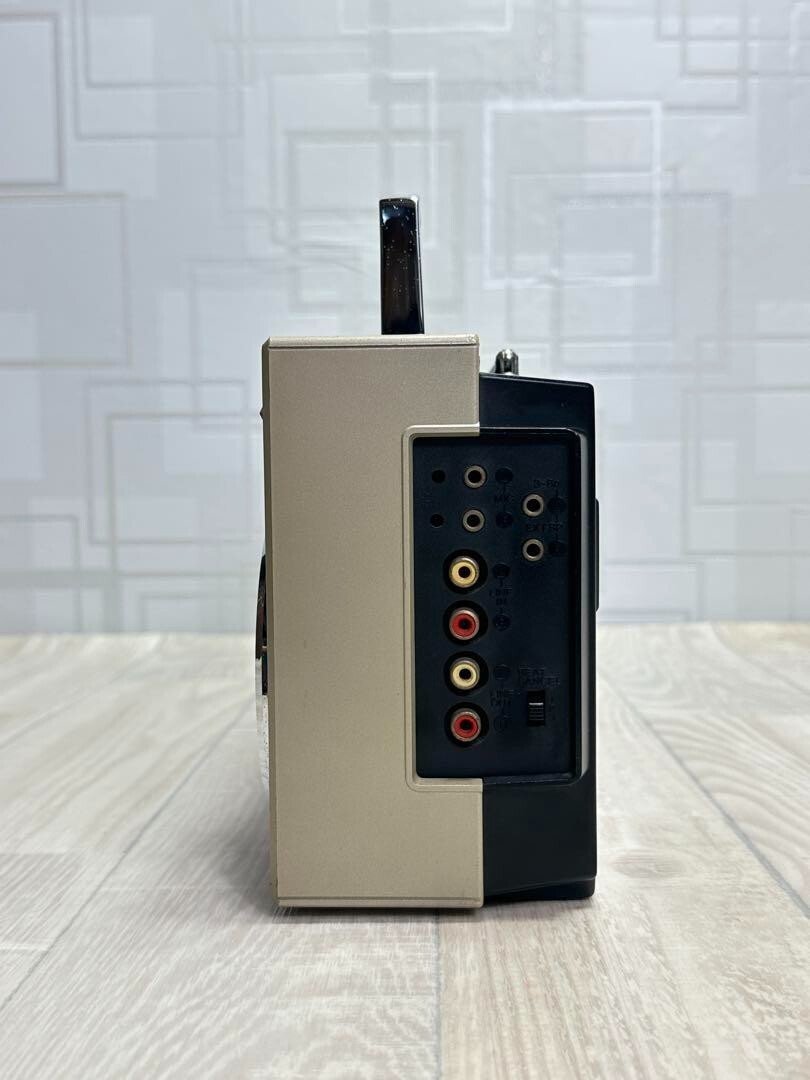 s-l1200.jpg s-l1200.jpg