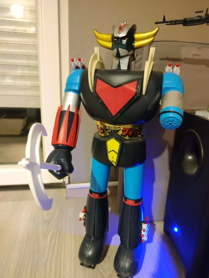 2 Haches 13 Missiles 2 Supports Goldorak Axes Shogun Warrior Grendizer Mattel - Photo 4/4