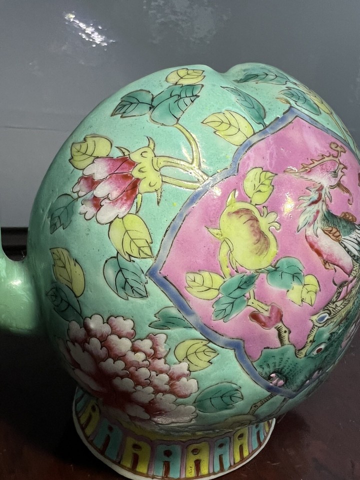 Chinese Antique Famille Rose Medallion Porcelain Cadogan Teapot Wine