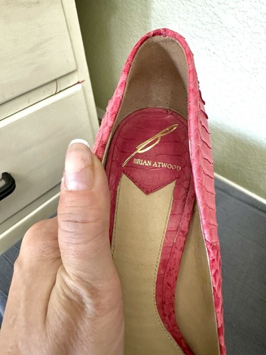 Brian Atwood Pink Snakeskin Platform Pumps Heels - Size US6 - Picture 11 of 15