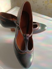 Clarks Ladies Shoes. Leather Upper Low Kitten Heel. Size 6.5. Worn Once VGC.