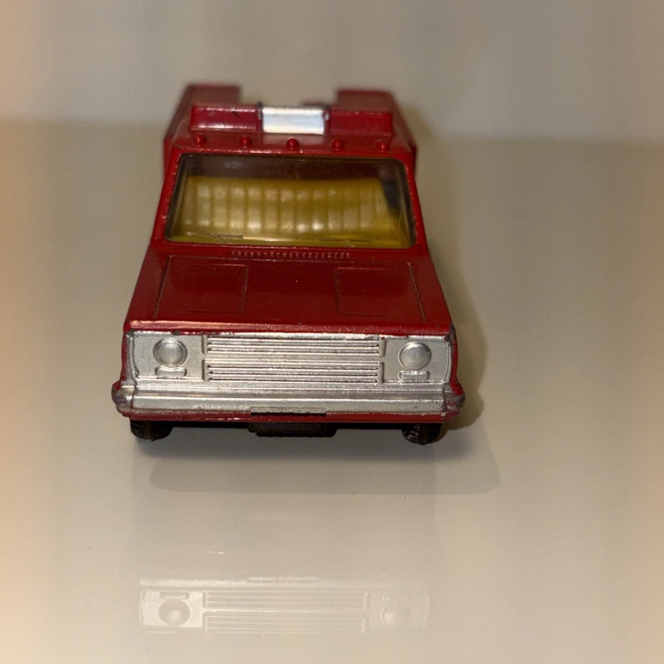 Camión paramédico Dinky vintage n.º 267 Foto 2 de 4